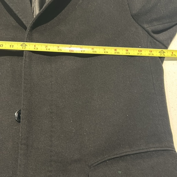 Coppley Cashmere & Wool Men’s Luxury
Tailored Black Coat Size 42 - Picture 11 of 17